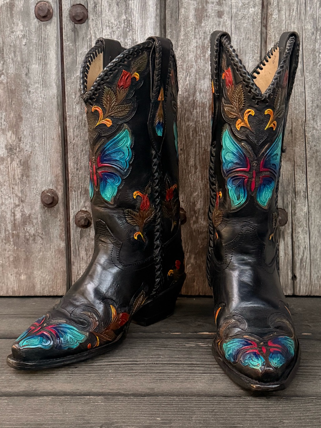 Rare Vintage Corral Hand Tooled Butterfly Design Women’s Cowboy Boots